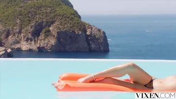 Treffen Sie diese Milf im Urlaub und was für einen Fick sie gibt!