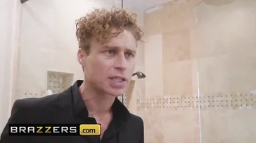 Lela Star fodida pelo marido e pelo amante, que vagabunda!