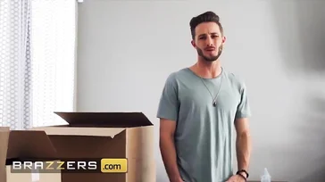 Wenn du mir beim Bewegen hilfst, werde ich dir einen blasen, Junge.