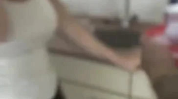 Riceve delle spinte molto forti dal marito, uuf!