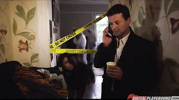 Fodendo a Nikita Bellucci no chão, que vagabunda ela é..