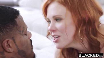 Maitland Ward tem um olhar felino quando está transando!