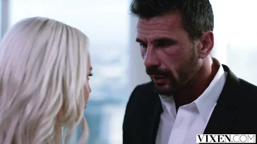 Manuel Ferrara makes Elsa Jean have a lot of fun!