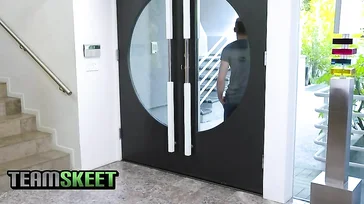 Dochter en moeder, andere sletten delen dezelfde pik..
