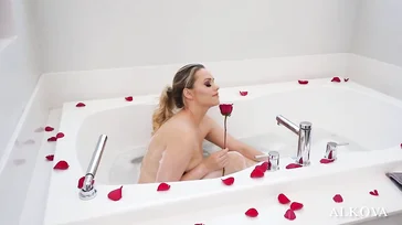 Que tremendo culazo que gasta la rubia Mia Malkova..
