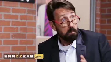 Halle Hayes, sei una vera sgualdrina per i cazzi grossi e grassi.