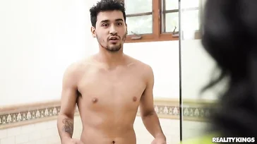 She catches her brother-in-law naked and doesn't hesitate to give him a blowjob.