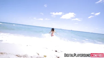 Valentina Nappi va provocando por Miami, como le gusta..
