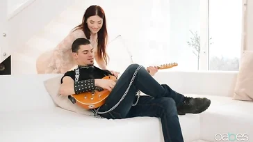 So bringe ich diesen Idioten dazu, mir überhaupt Aufmerksamkeit zu schenken.