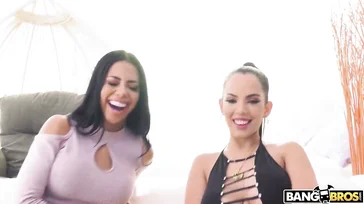 Canela Skin und Katrina Moreno haben einen XXX-Porno-Dreier