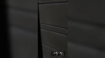 Er fickt die Frau und die Freundin der Frau nach Belieben.