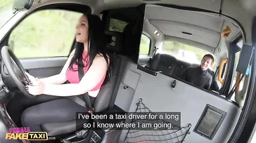 Wenn du kein Geld hast, um das Taxi zu bezahlen, musst du mich ficken, Junge.