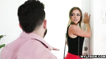 Cuando discute con su mujer siempre acaban follando bien duro..
