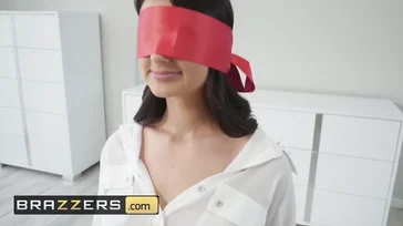 Que manera de cabalgar que tiene Eliza Ibarra, es insaciable!!
