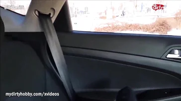 Que porra eles colocaram a mãe no carro, ela fica encantada