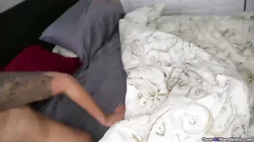 Nina Elle está curtindo um bom pau ao máximo.