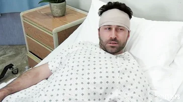 Das Krankenhaus hat eine sehr nuttige Krankenschwester eingestellt
