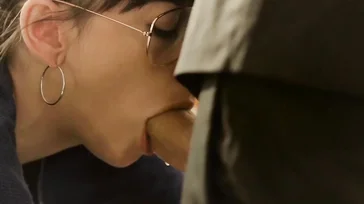 Was für einen Blowjob der Personaler dem Chef gibt