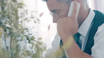 Was für einen Blowjob der Personaler dem Chef gibt