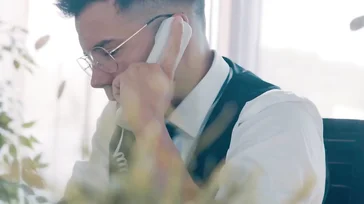 Was für einen Blowjob der Personaler dem Chef gibt