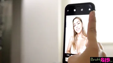 Seien Sie sehr vorsichtig, wenn Sie Ihr Telefon fallen lassen, Sie könnten gefickt und geblasen werden