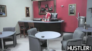 „Wollen Sie den Job?“ Ich muss mehr sehen als nur deine Tattoos.