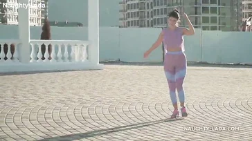 Delicie-se com essa bunda e essa buceta marcadas até o saco