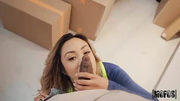 Poste keine Bilder aus dem Lager auf Tinder, du Schlampe.