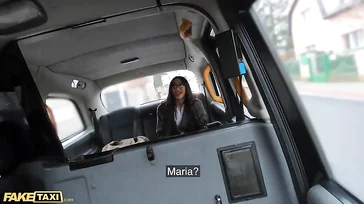 Esta chinita va a pagarme la carrera de una forma que me gusta