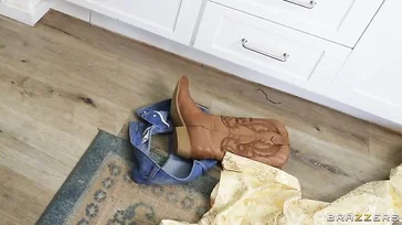 Du willst unbedingt Dinge mit mir machen, du bist sehr schmutzig und böse